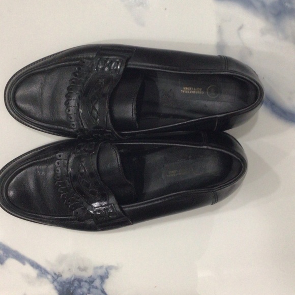 Elegant Black Leather Slip-On Loafers